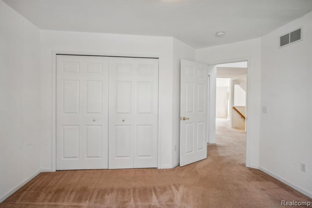 2615 KERRIA Drive, Howell, MI 48855 — Photo 5