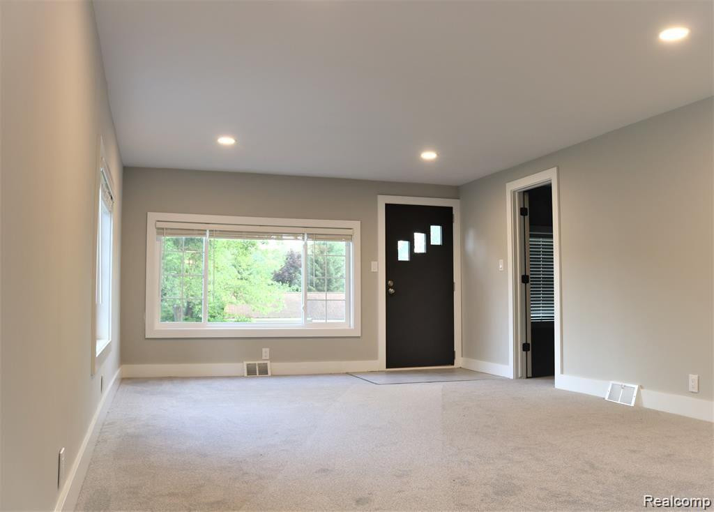 634 RENSHAW Street, Rochester, MI 48307 — Photo 4