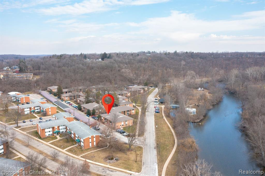 1201 ISLAND Drive, 101, Ann Arbor, MI 48105 — Photo 10