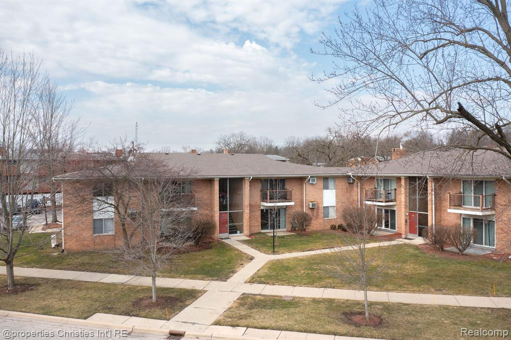 1201 ISLAND Drive, 101, Ann Arbor, MI 48105 — Photo 11