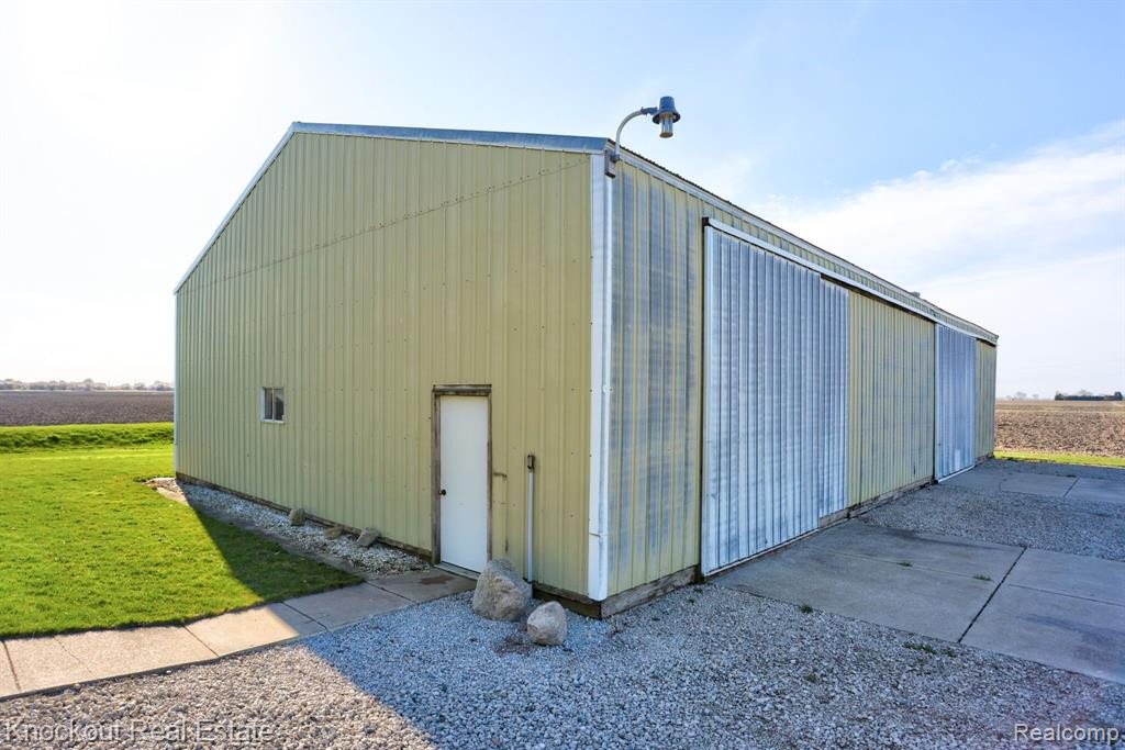 3710 N BEYER Road, Saginaw, MI 48601 — Photo 31
