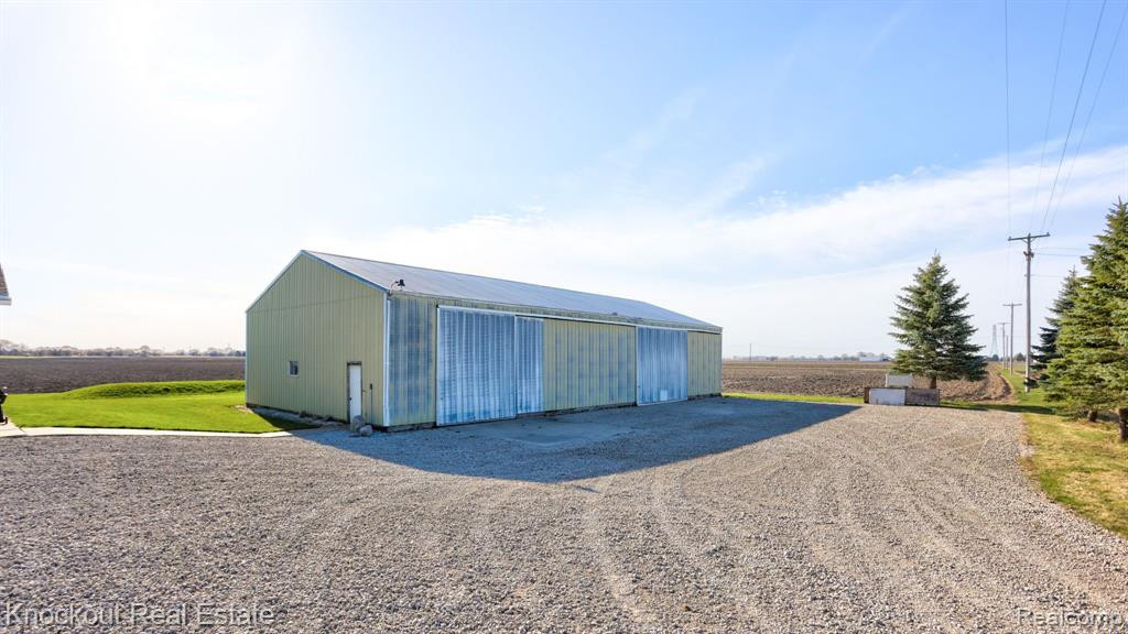 3710 N BEYER Road, Saginaw, MI 48601 — Photo 33