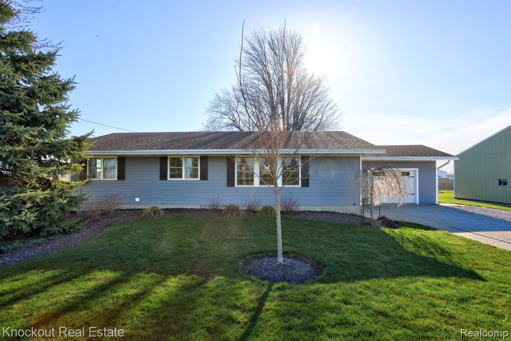 3710 N BEYER Road, Saginaw, MI 48601 — Photo 5