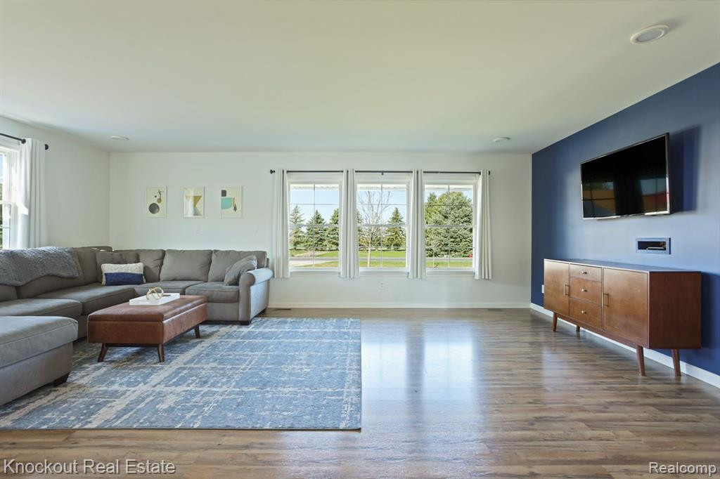 3710 N BEYER Road, Saginaw, MI 48601 — Photo 15