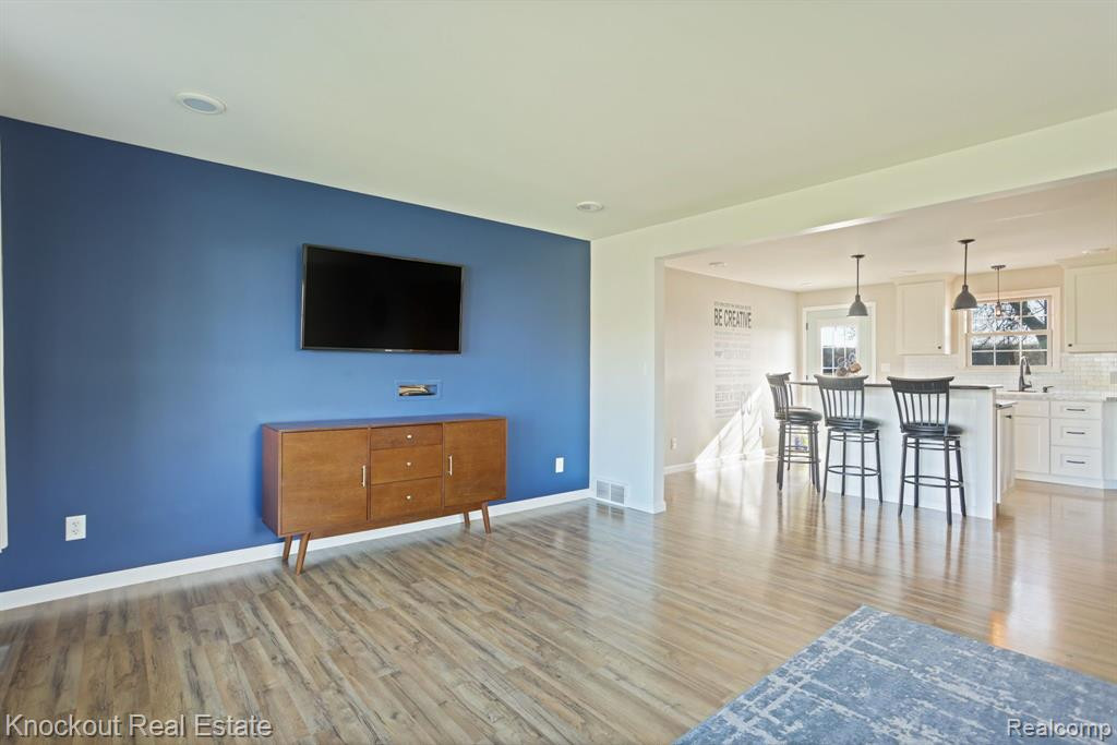 3710 N BEYER Road, Saginaw, MI 48601 — Photo 18