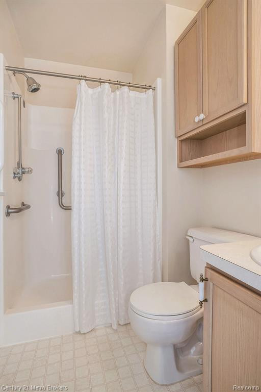 9552 PARKWOOD Drive, Grand Blanc, MI 48439 — Photo 19