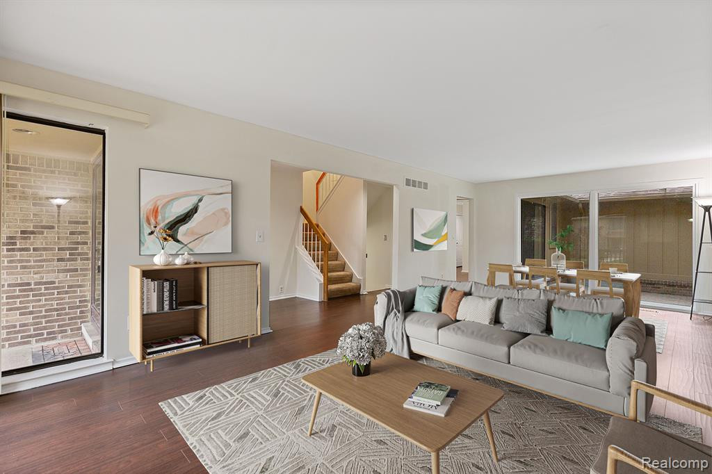 1722 S HILL Boulevard, Bloomfield Hills, MI 48304 — Photo 10