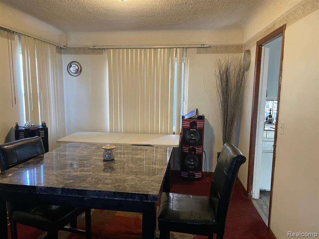 9284 E OUTER Drive, Detroit, MI 48213 — Photo 4