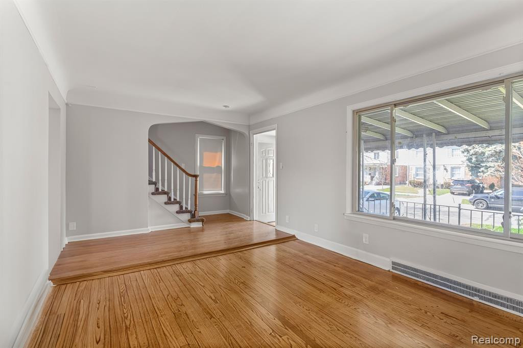 6430 HARTWELL Street, Dearborn, MI 48126 — Photo 6