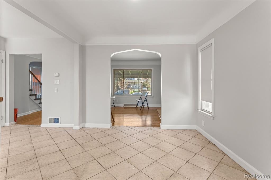 6430 HARTWELL Street, Dearborn, MI 48126 — Photo 9