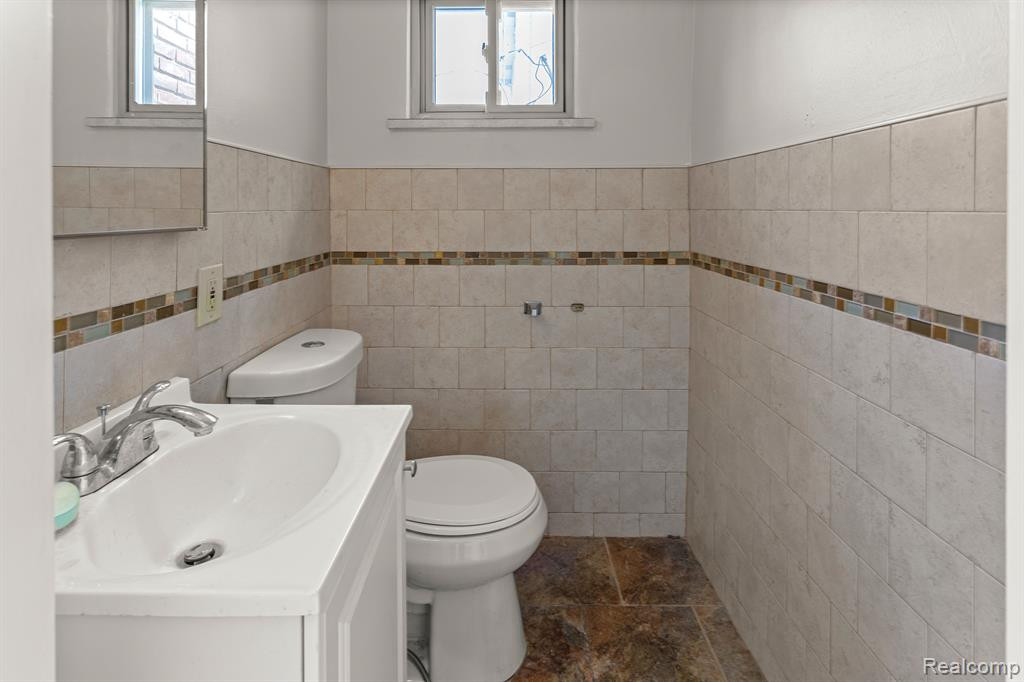 6430 HARTWELL Street, Dearborn, MI 48126 — Photo 15