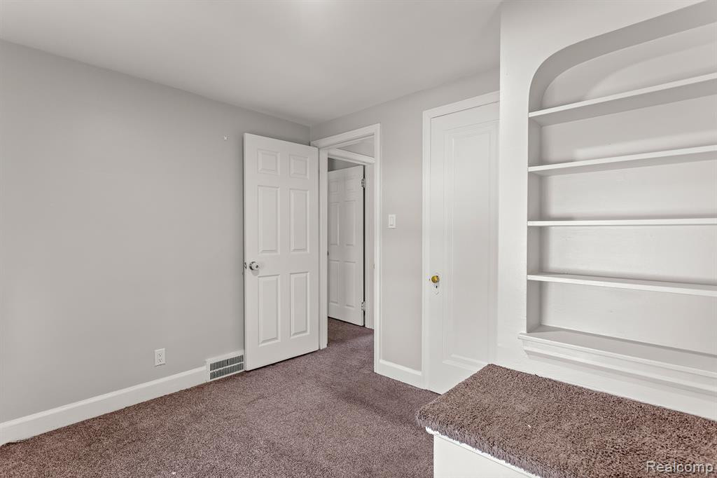 6430 HARTWELL Street, Dearborn, MI 48126 — Photo 18