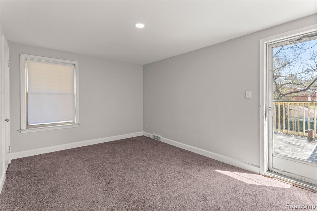 6430 HARTWELL Street, Dearborn, MI 48126 — Photo 19