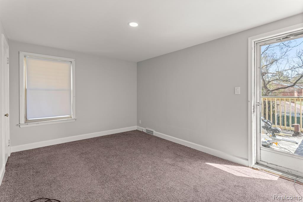 6430 HARTWELL Street, Dearborn, MI 48126 — Photo 20