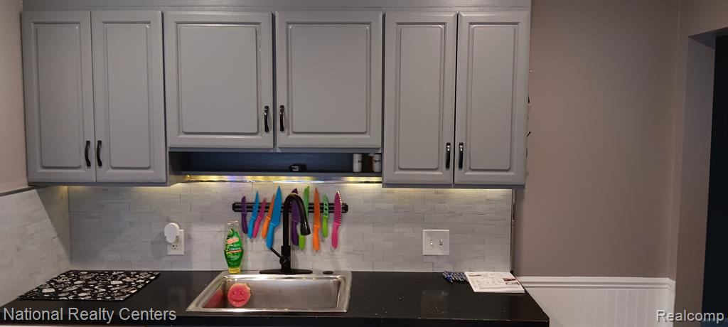 4271 Prairie Avenue, Berkley, MI 48072 — Photo 9