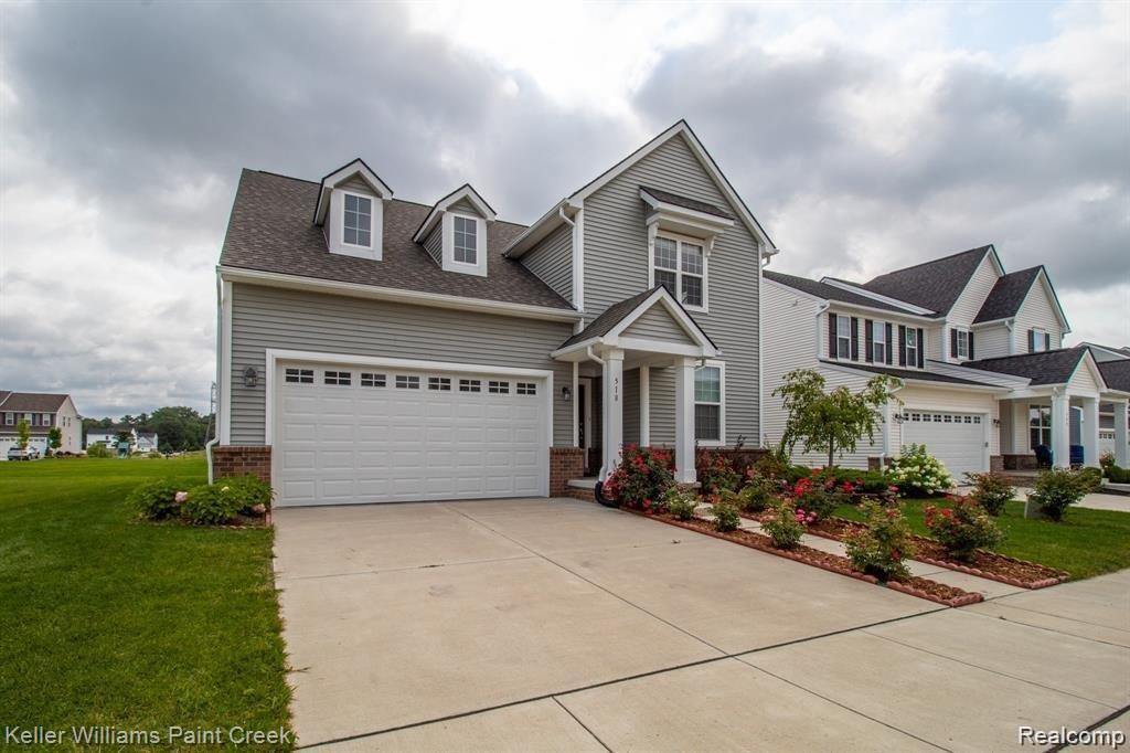 518 GOODRICH, Wixom, MI — Photo 2