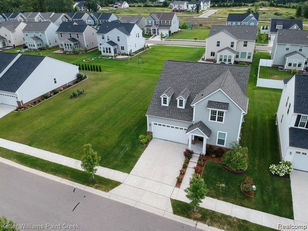 518 GOODRICH, Wixom, MI — Photo 3