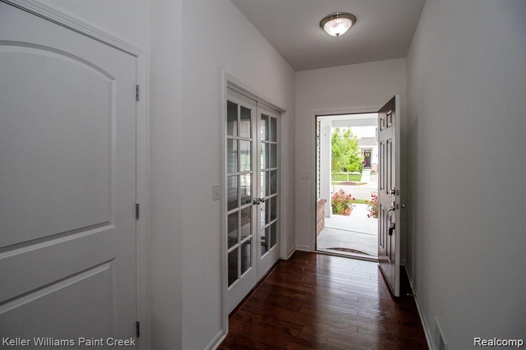 518 GOODRICH, Wixom, MI — Photo 7