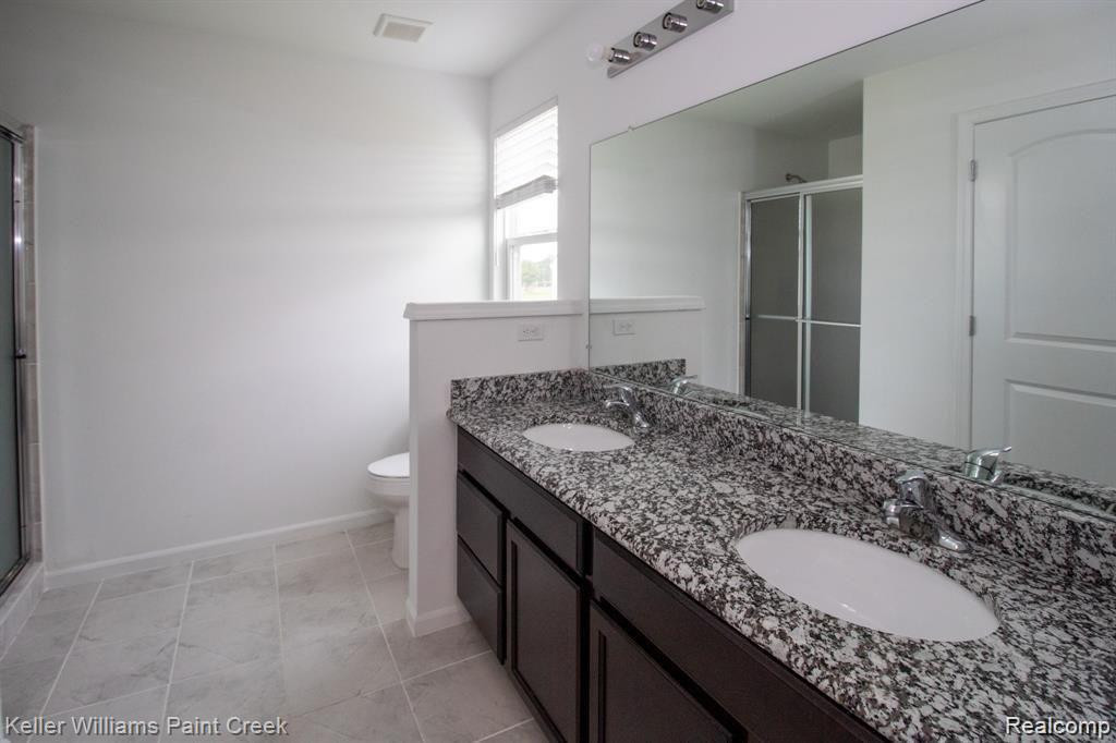518 GOODRICH, Wixom, MI — Photo 22