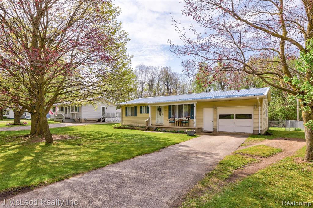 4925 WORTH Street, Millington, MI 48746 — front exterior