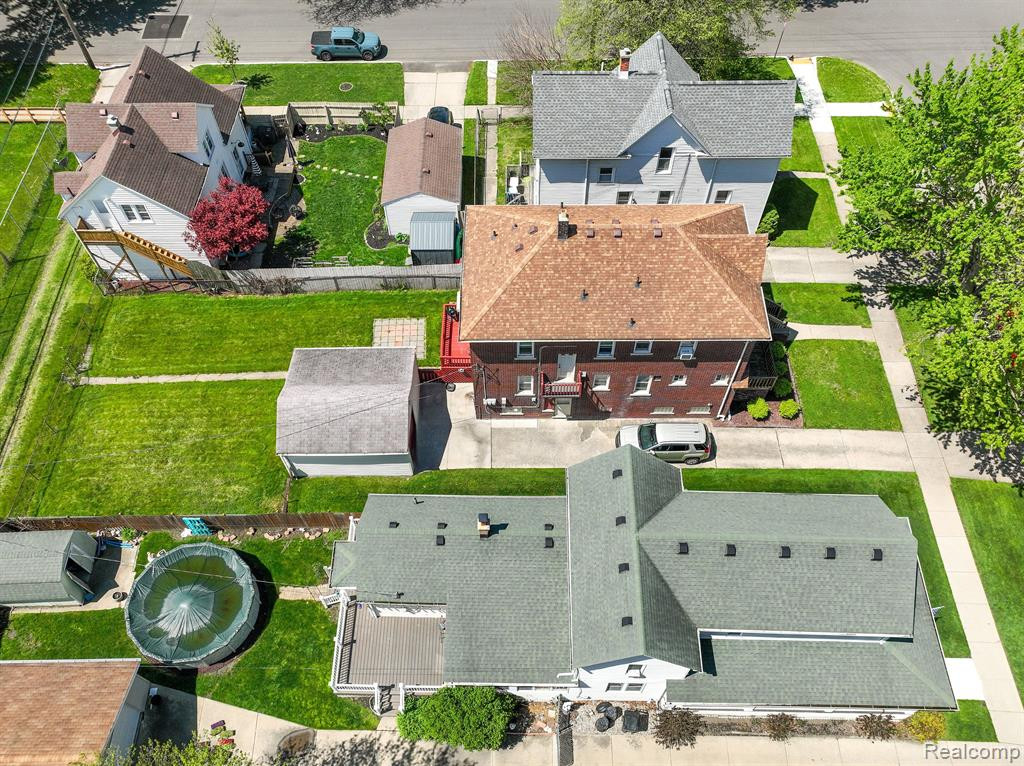 653 PINE Street, Wyandotte, MI 48192 — Photo 5