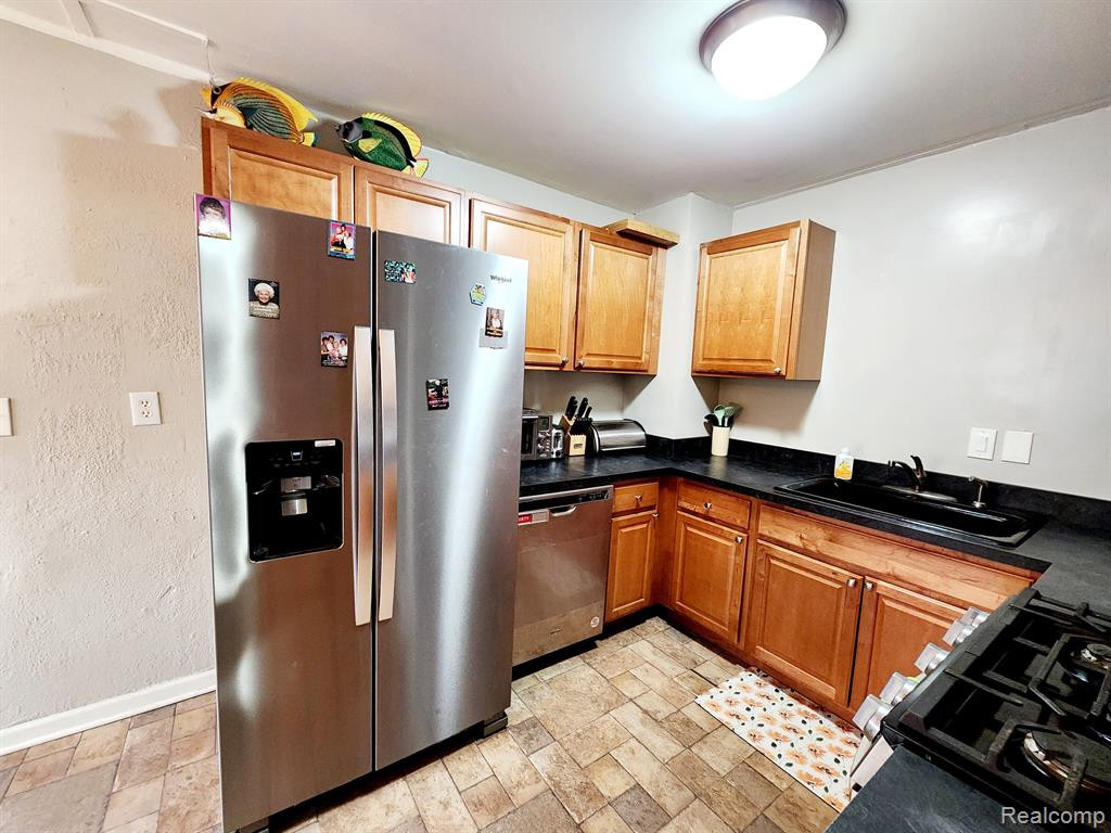 504 E SHORE Drive, Whitmore Lake, MI 48189 — Photo 21