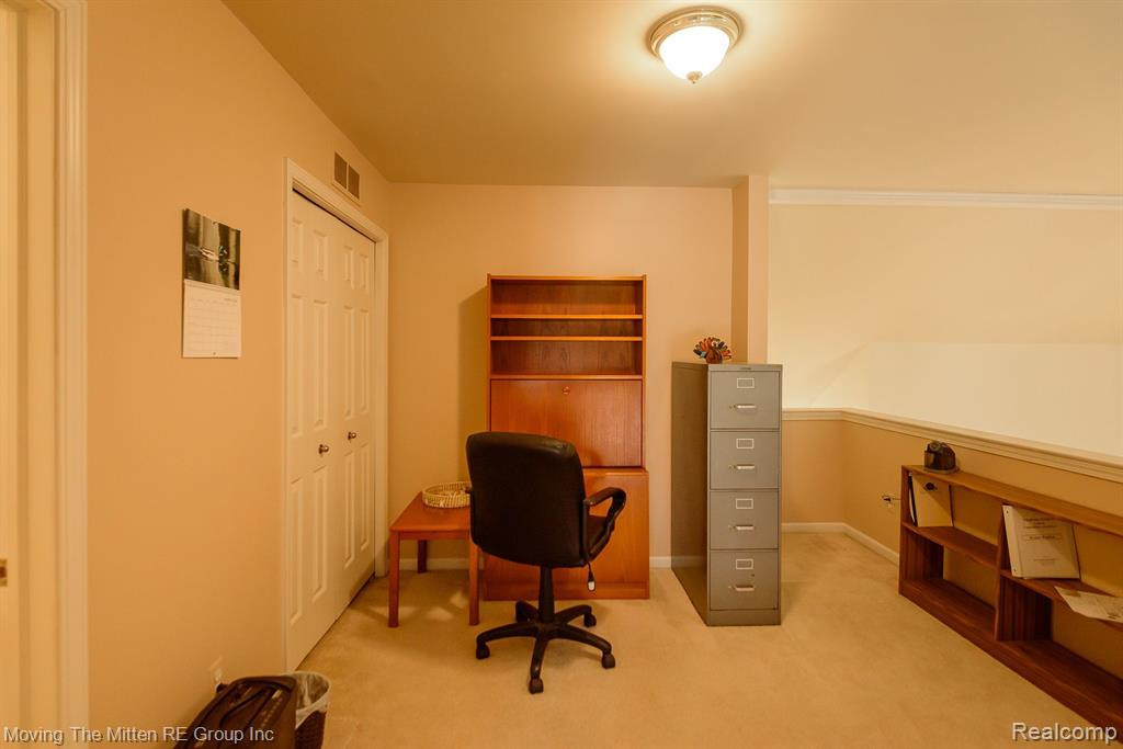 4009 FOREST BRIDGE Drive, Canton, MI 48188 — Photo 23