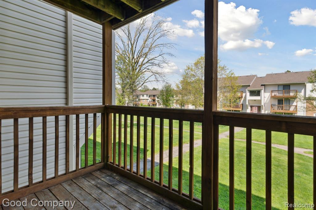 30070 W 12 MILE Road, 125, Farmington Hills, MI 48334 — Photo 27