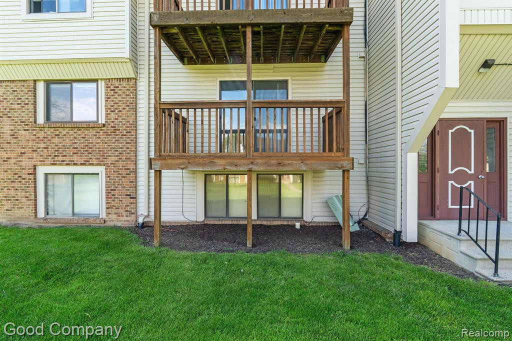 30070 W 12 MILE Road, 125, Farmington Hills, MI 48334 — Photo 34
