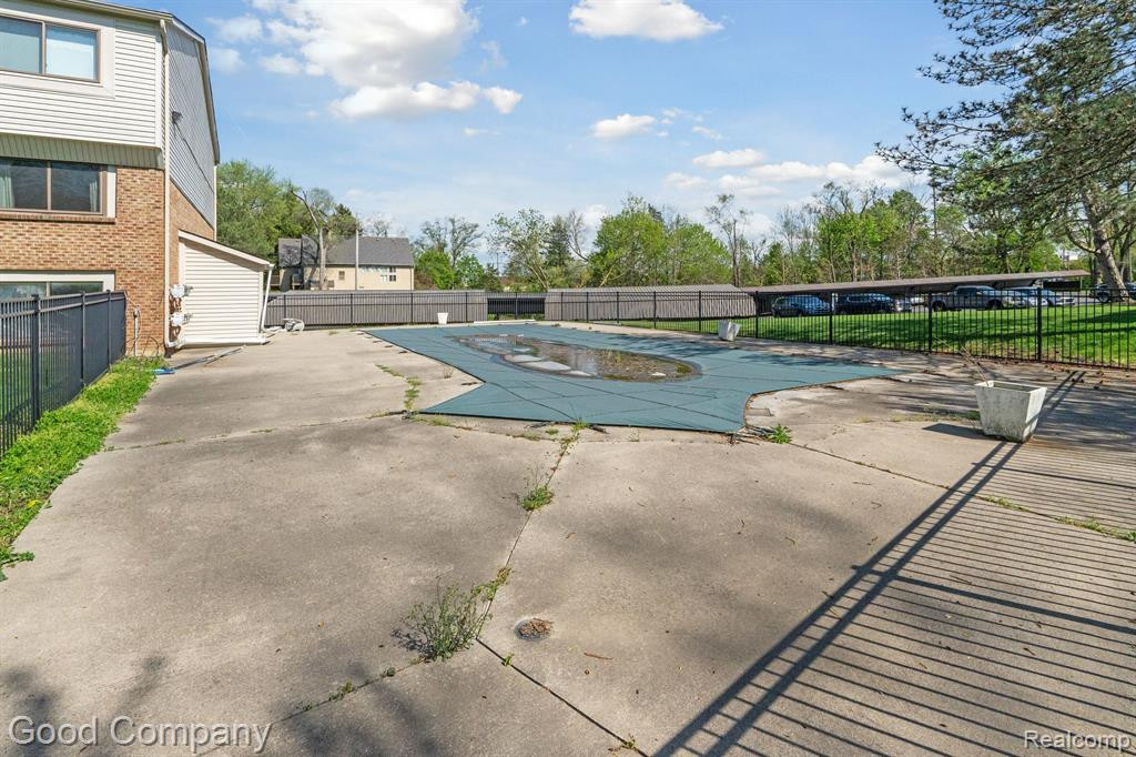 30070 W 12 MILE Road, 125, Farmington Hills, MI 48334 — Photo 37