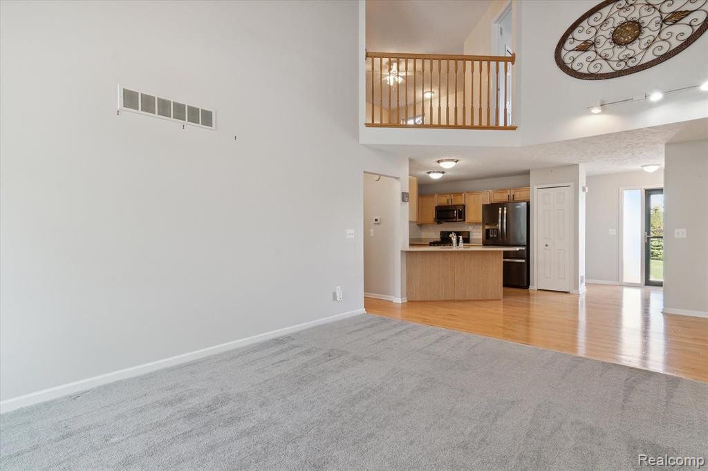 924 SPIREA, Howell, MI 48843 — Photo 9