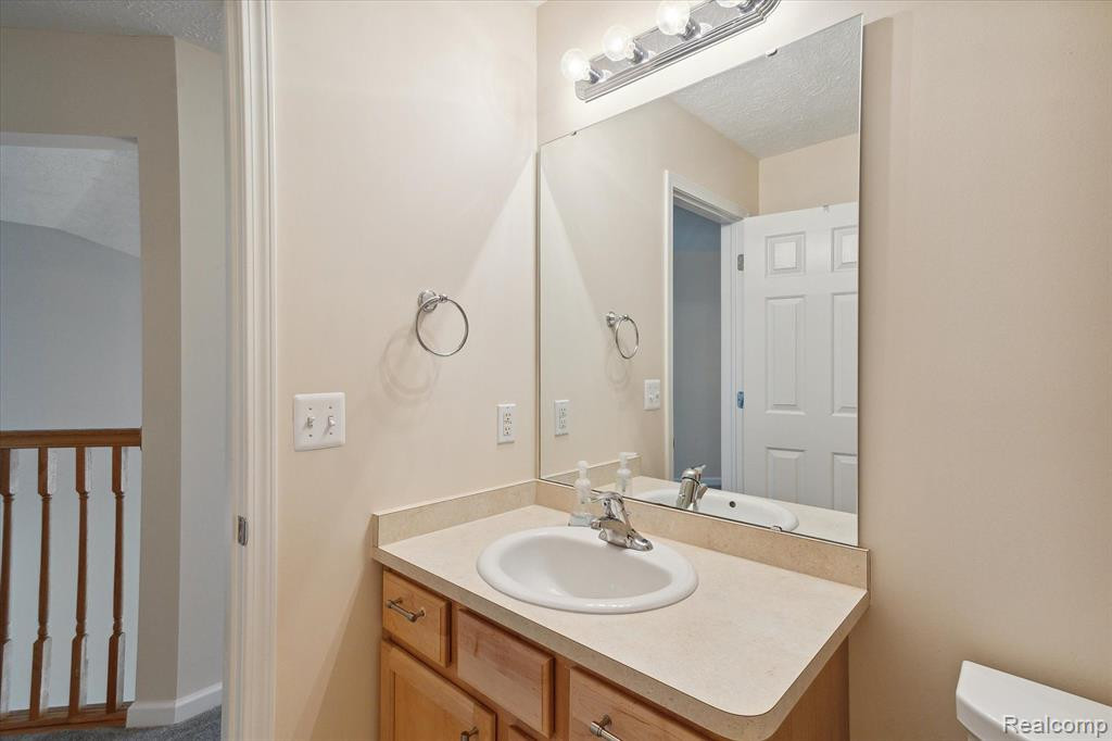 924 SPIREA, Howell, MI 48843 — Photo 28
