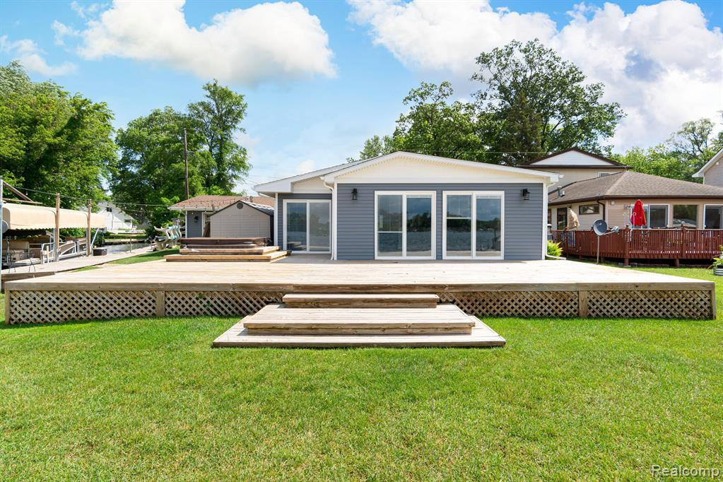 4349 ACHILLA Street, Commerce Twp, MI 48382 — Photo 2