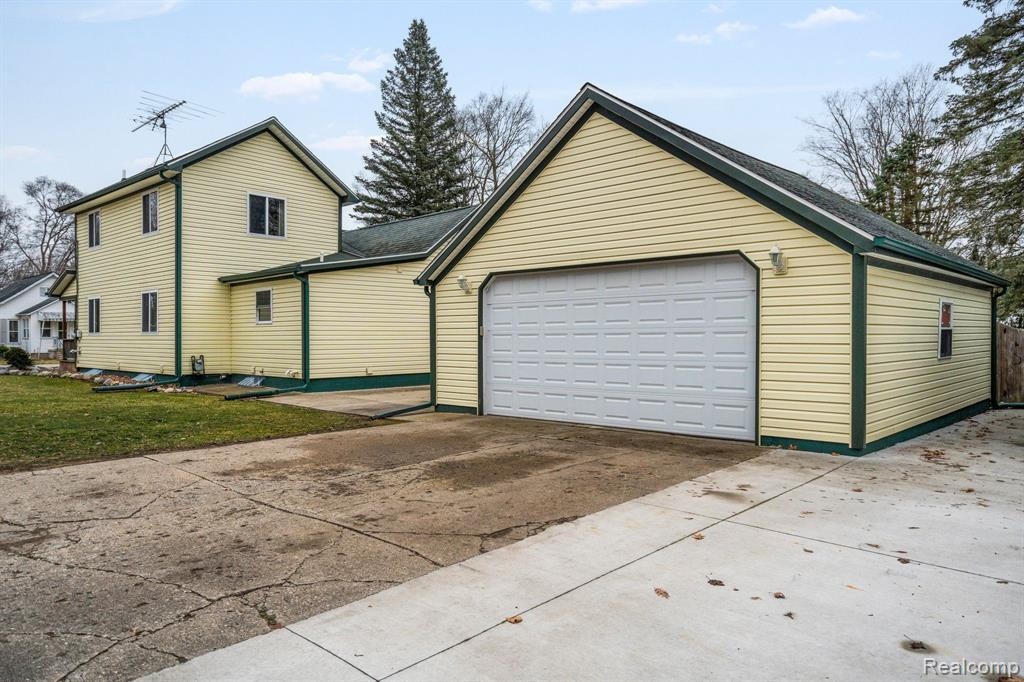 118 N WILLIAMS Street, Stockbridge, MI 49285 — Photo 30