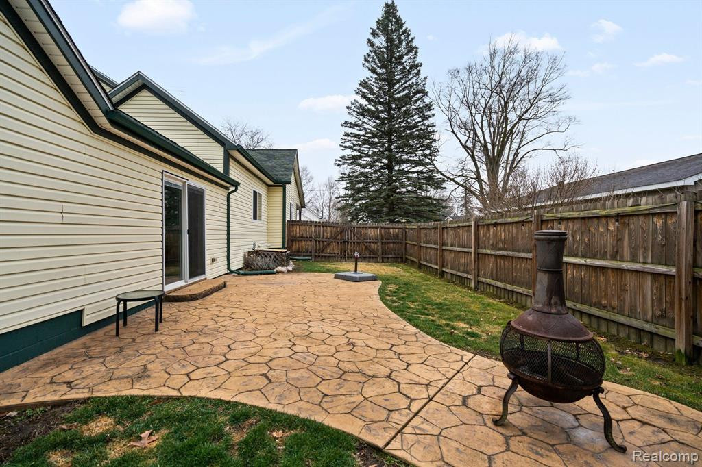 118 N WILLIAMS Street, Stockbridge, MI 49285 — Photo 39