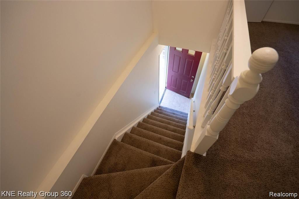 212 PRINCETON Drive, South Lyon, MI 48178 — Photo 13