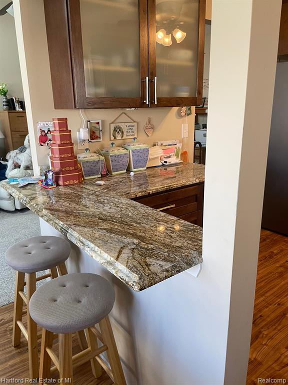 2091 MAPLEHURST Drive, Walled Lake, MI 48390 — Photo 5