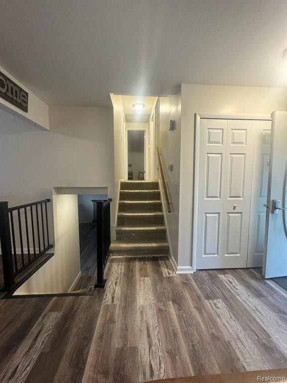 5117 FREDRICK Drive, Sterling Heights, MI 48310 — Photo 12