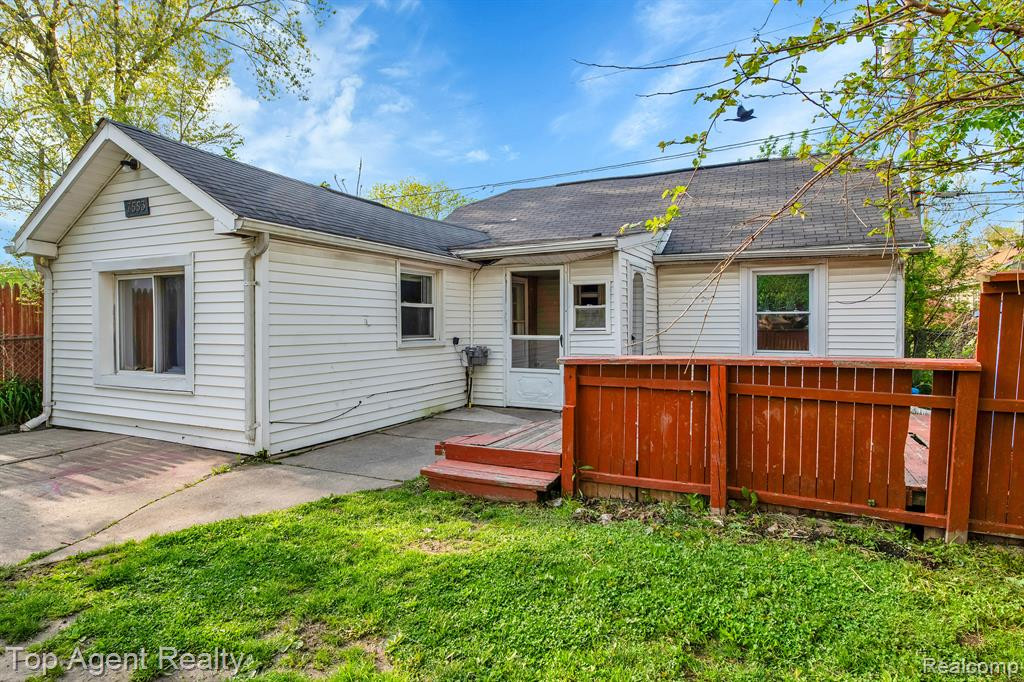 7553 ORCHARD Avenue, Warren, MI 48091 — Photo 4