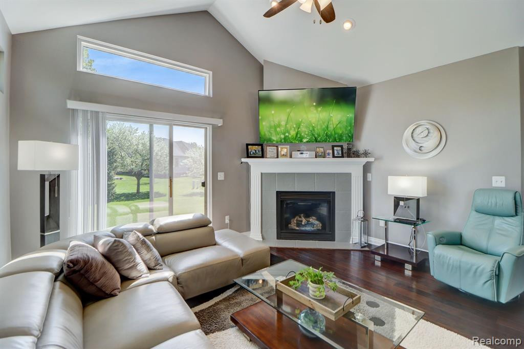 49882 MUSKEGON RIVER Drive, Macomb, MI 48042 — Photo 6