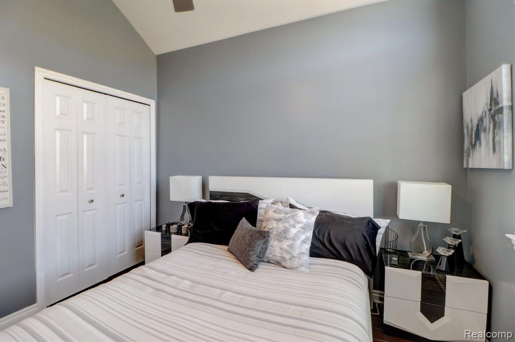 49882 MUSKEGON RIVER Drive, Macomb, MI 48042 — Photo 11