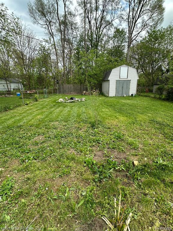 5560 LAKE GROVE Drive, White Lake, MI 48383 — Photo 7