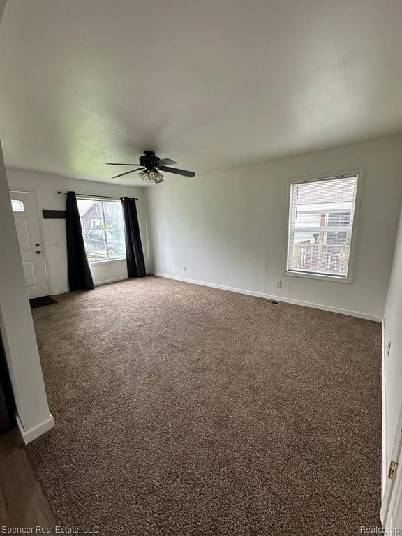 5560 LAKE GROVE Drive, White Lake, MI 48383 — Photo 17