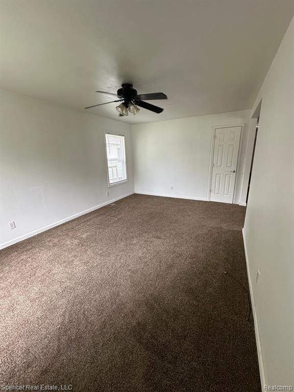 5560 LAKE GROVE Drive, White Lake, MI 48383 — Photo 24