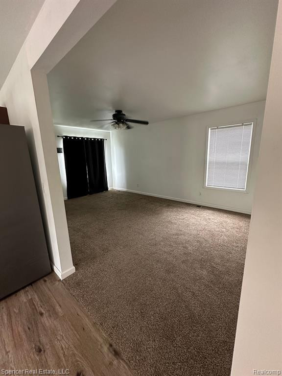 5560 LAKE GROVE Drive, White Lake, MI 48383 — Photo 27