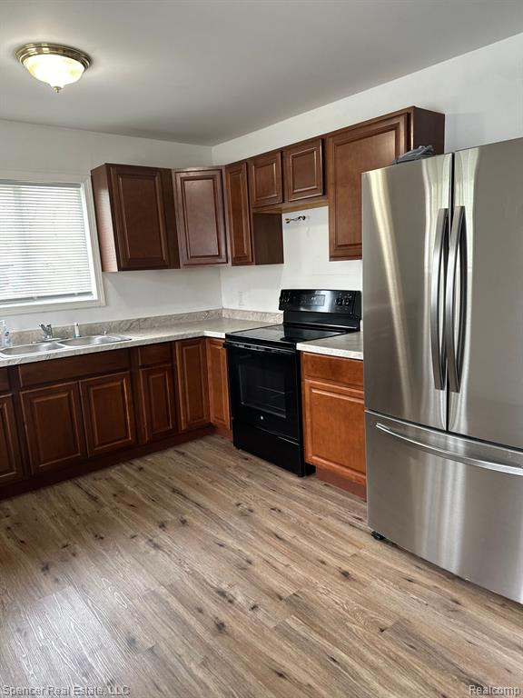 5560 LAKE GROVE Drive, White Lake, MI 48383 — Photo 34
