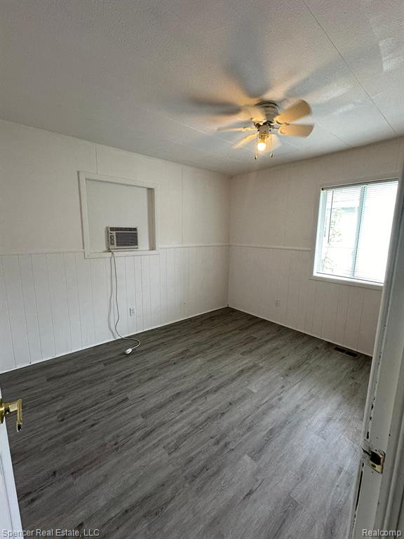 5560 LAKE GROVE Drive, White Lake, MI 48383 — Photo 57