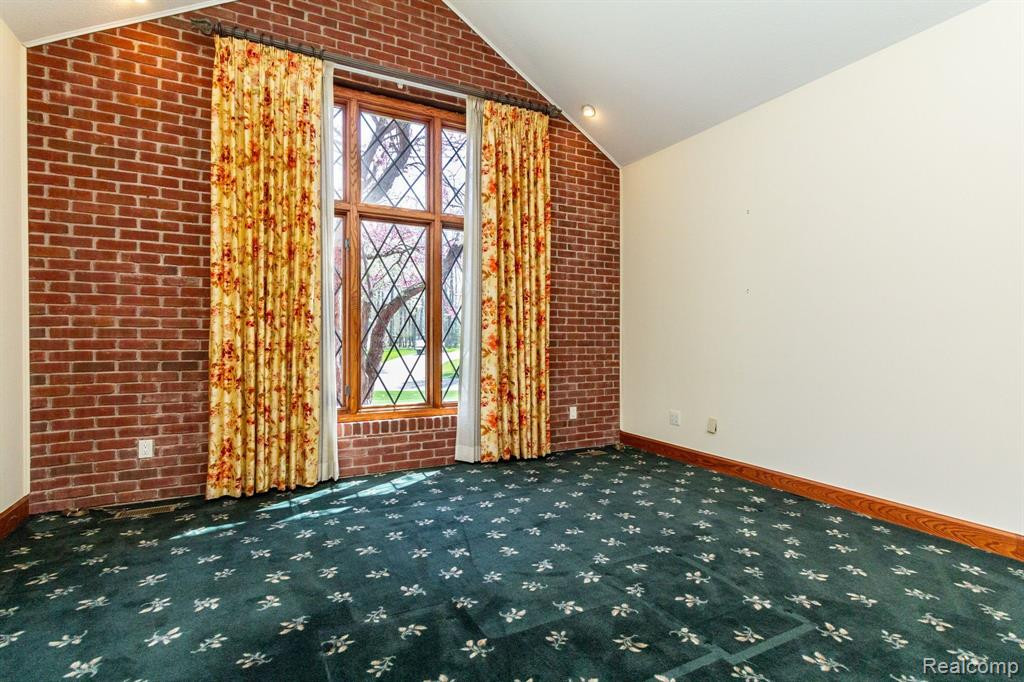 8450 SHERWOOD Drive, Grosse Ile, MI 48138 — Photo 22