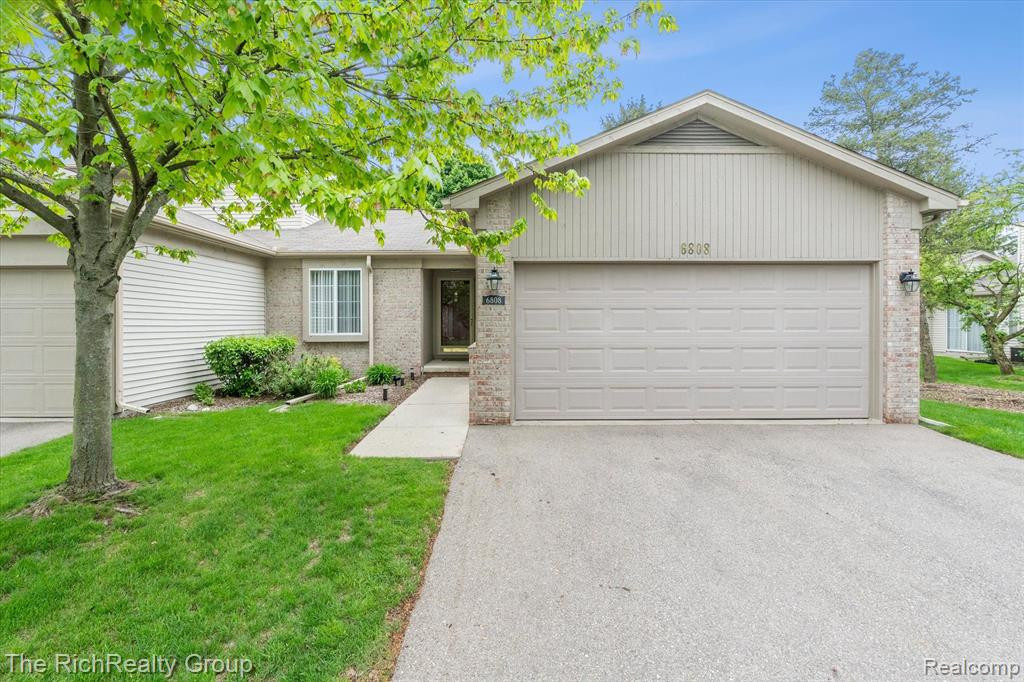 6808 DEER RUN S, Westland, MI — front exterior