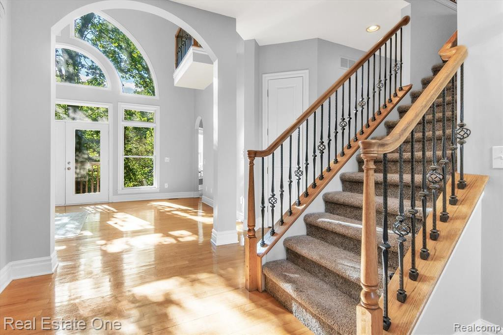 7971 RIVER RUN Drive, Brighton, MI 48116 — Photo 4